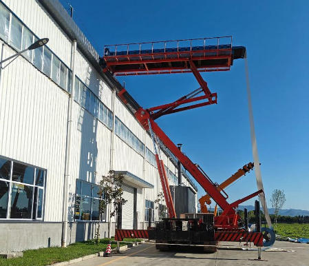 不同建筑場景如何選湖北遠大彩鋼高空壓瓦設(shè)備？需關(guān)注哪些參數(shù)？